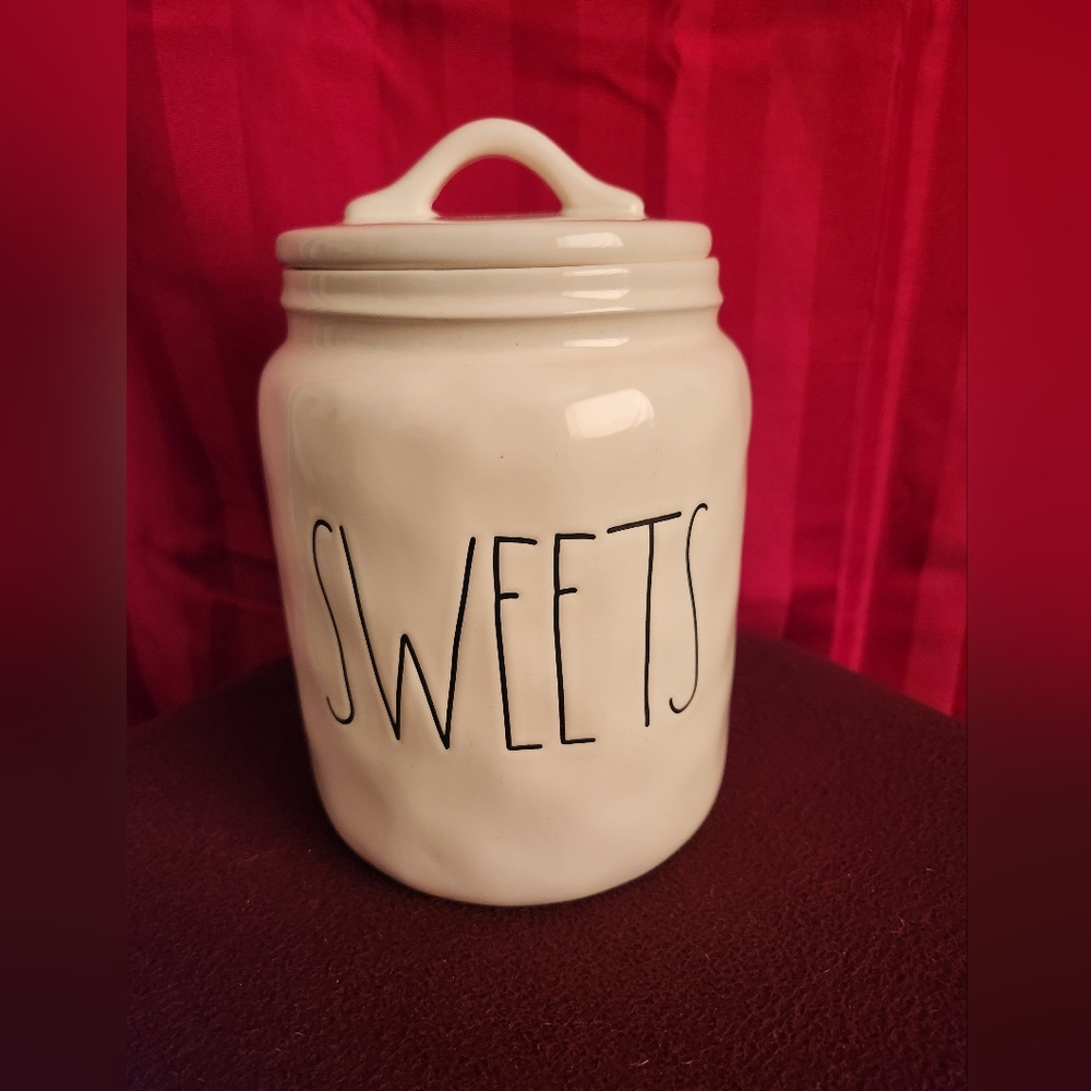 Vibtage Rae Dunn Sweets canister (Large)